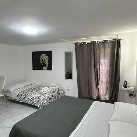 Gradoniroom26 نابولي